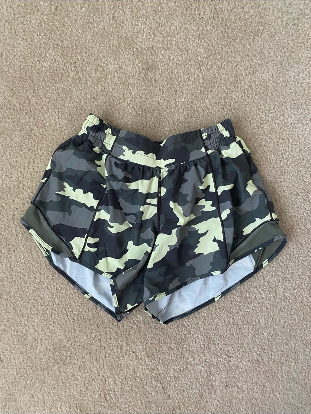 Lululemon Hotty Hot Shorts